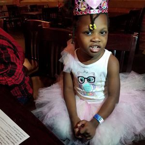 Meet your Posher, Carlos